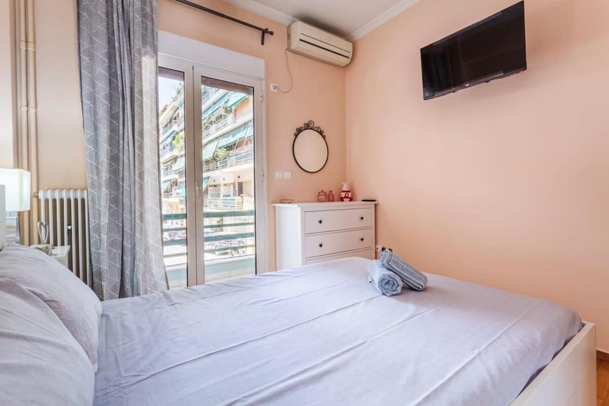 Apartament Strawberry Hideaway - Chic Retreat *