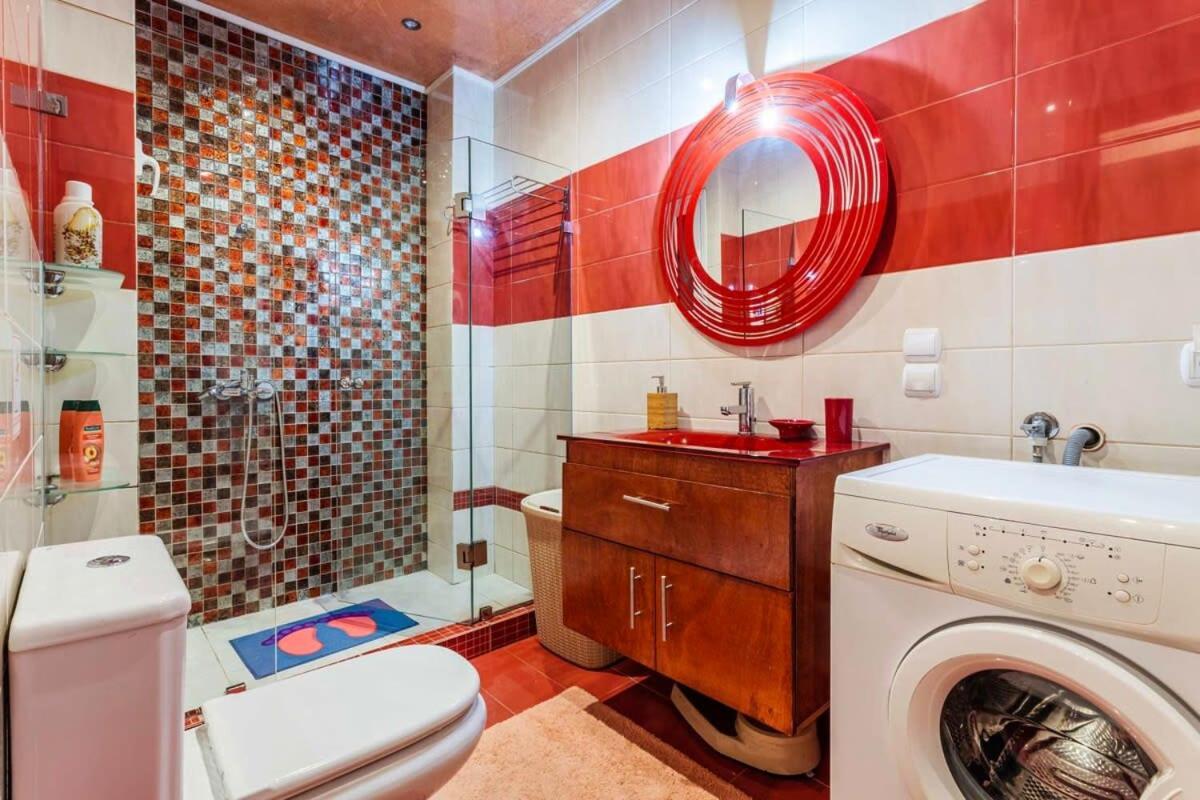 Strawberry Hideaway - Chic Retreat Apartament Atena